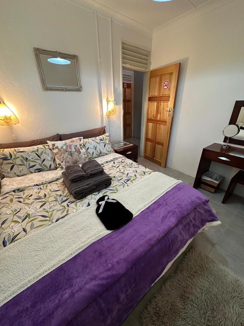 Bagley Terrace 136 * Johannesburg